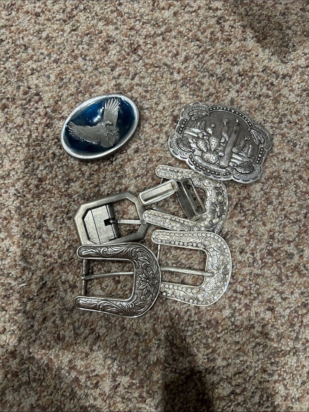 Western Silver Belt Buckle Set - Silver Tone (Unbranded)